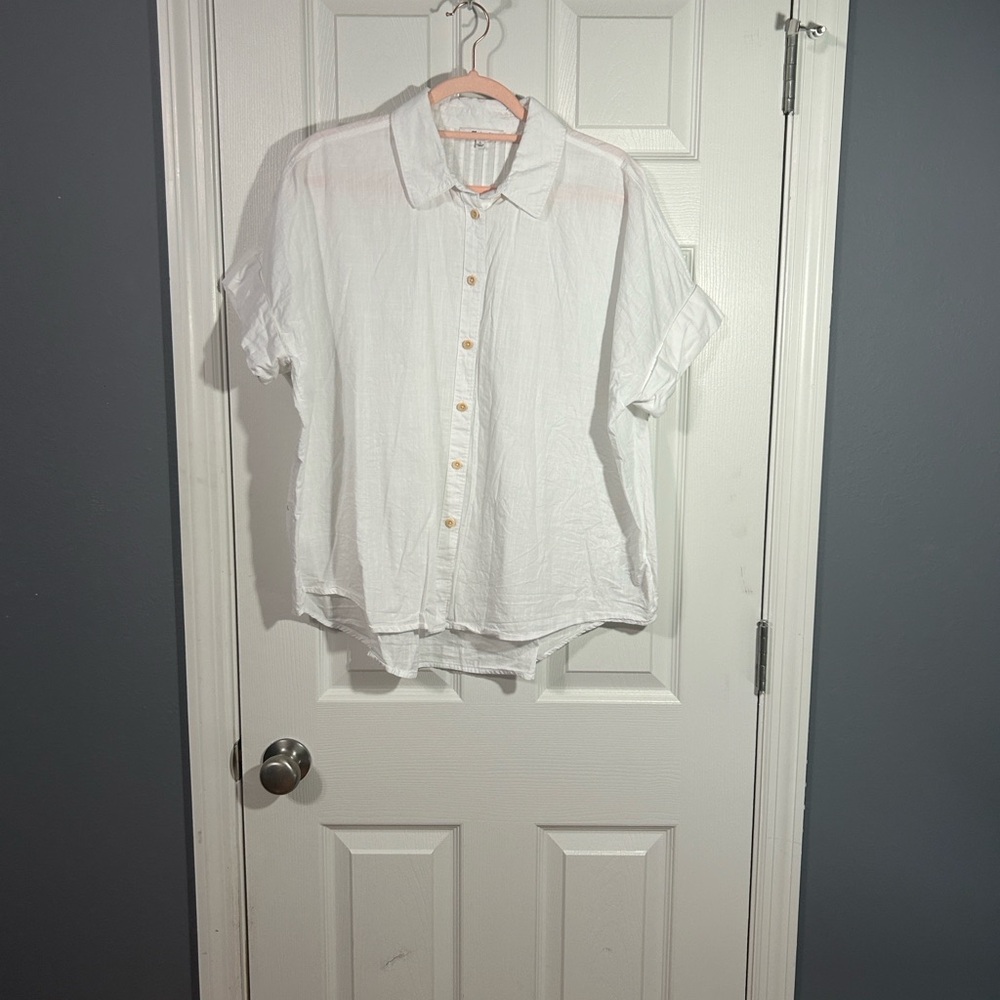 Madewell Women’s 100% Cotton White Button up size Large